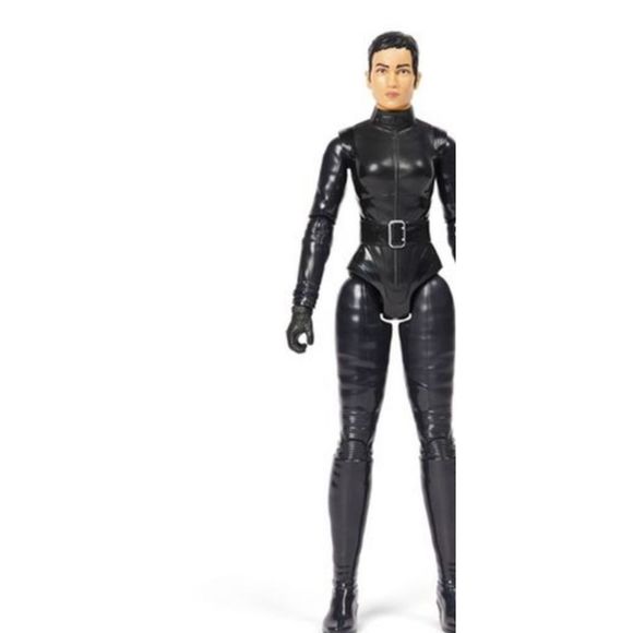 Selina kyle Action Figure From The Batman New in Package - Picture 2 of 9